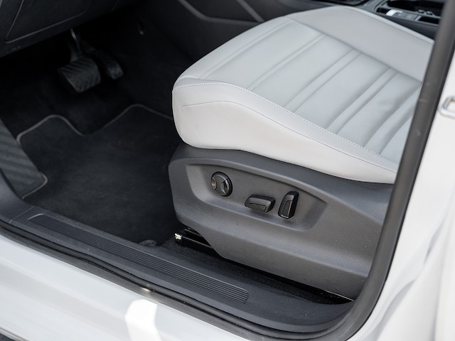 Volkswagen Touran Touran 1.5 TSI Highline DSG AHK ACC KAMERA PA