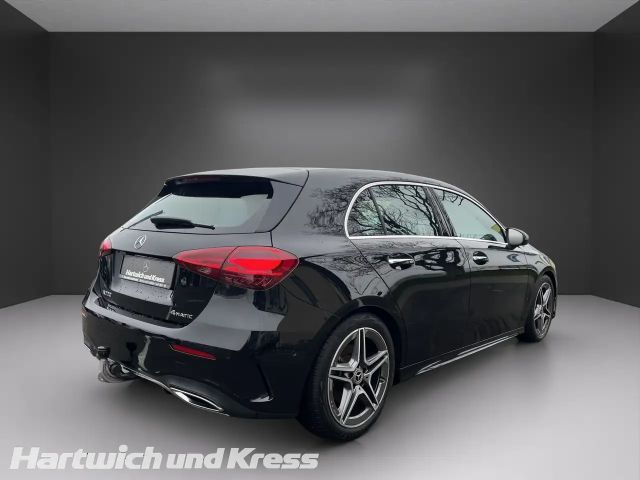 Mercedes-Benz A 220 4MATIC AMG Line