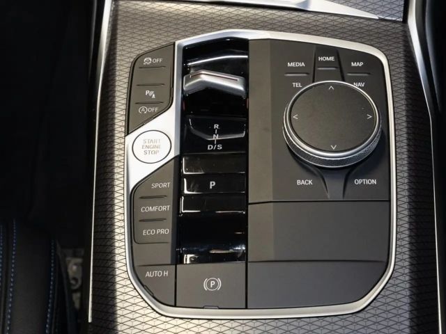 BMW 330 330i M-Sport Sedan xDrive