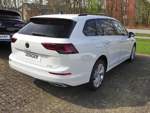 Volkswagen Golf Style Variant