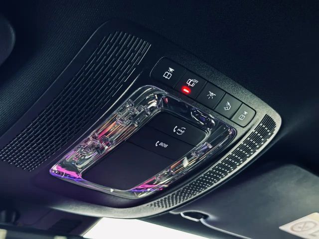 Mercedes-Benz CLA 200 AMG Line CLA 200 d Sedan