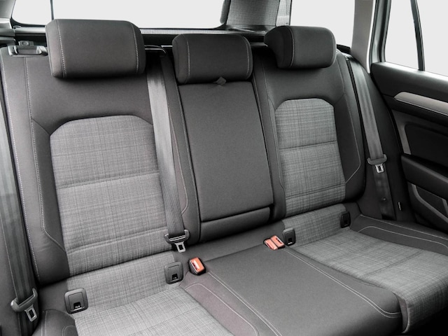 Volkswagen Passat 1.5 TSI Business DSG Variant