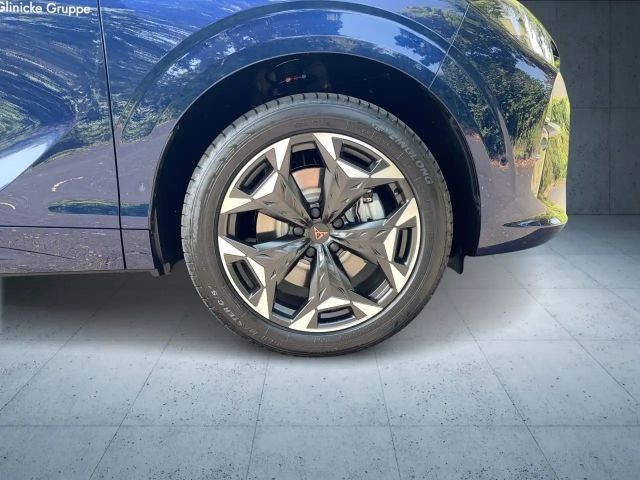 Cupra Terramar 1.5 e-Hybrid