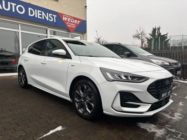 Ford Focus Limited ST Line