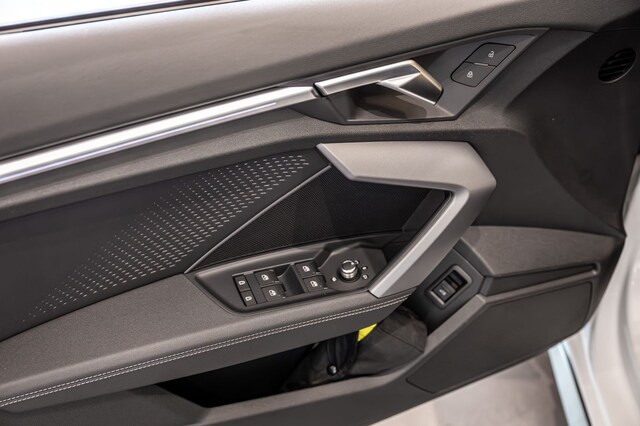 Audi A3 35 TDI S-Line S-Tronic Sedan