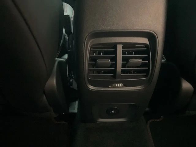 Ford Kuga Hybrid ST Line X