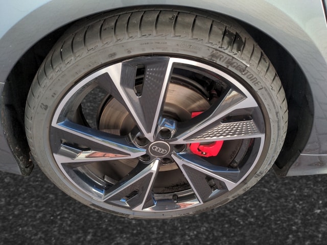 Audi S6 Avant Quattro