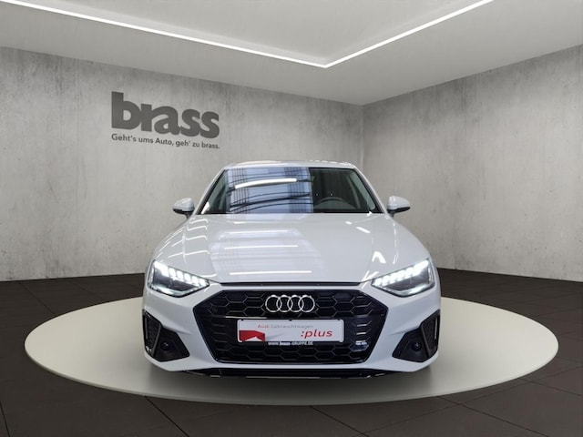 Audi A4 30 TDI S-Line S-Tronic Sedan