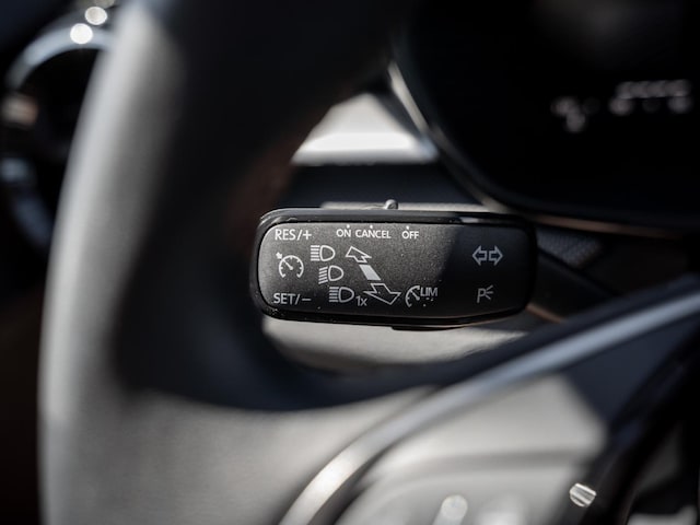 Skoda Fabia 1.0 MPI 5-GANG SpurH SoundSys