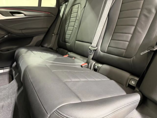 BMW X3 40d Standhzg AHK ACC 360° HK HUD Pano