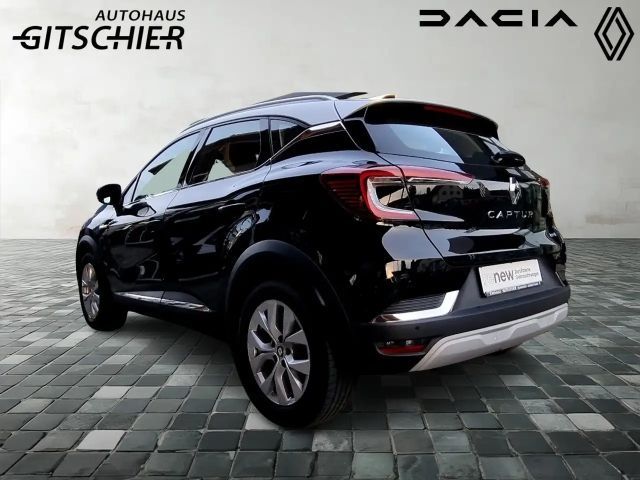 Renault Captur E-Tech Intens