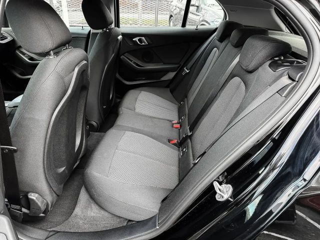 BMW 116 116i Advantage pakket Sedan