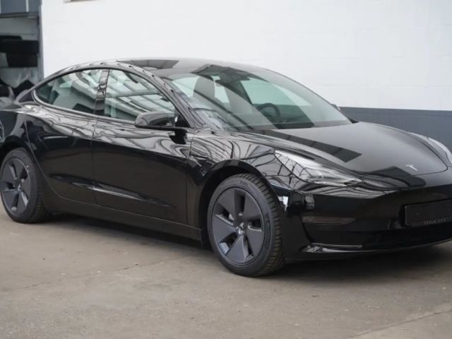 Tesla Model 3 AWD Long Range