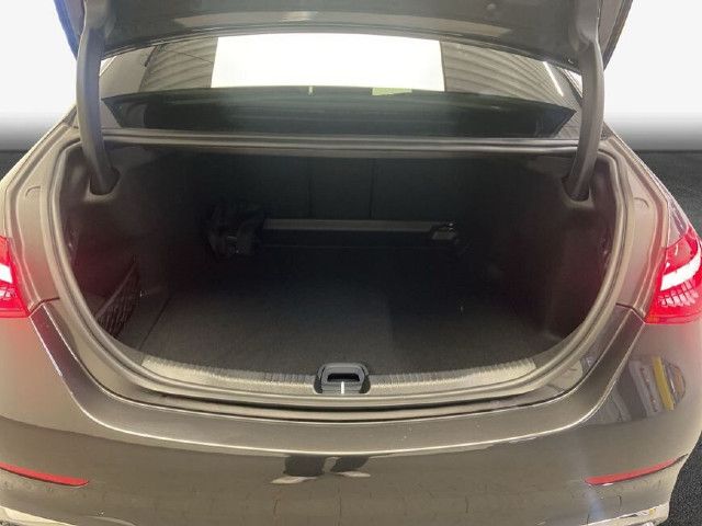 Mercedes-Benz C 200 AMG Line C 200 d Sedan