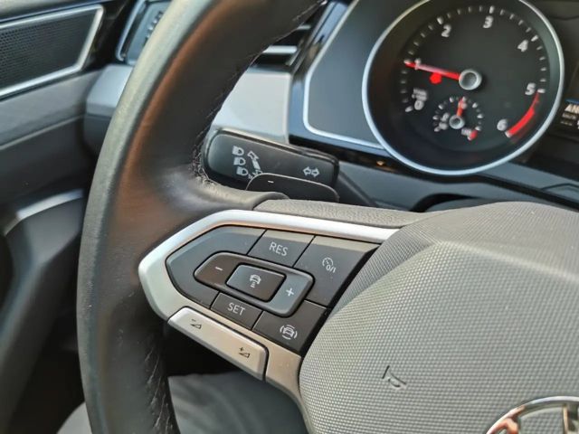 Volkswagen Passat 2.0 TDI Business DSG Variant