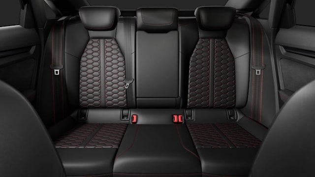 Audi RS3 Quattro S-Tronic Sedan