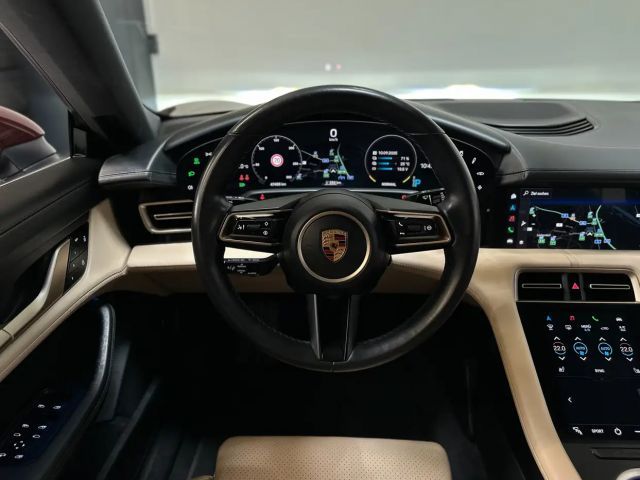 Porsche Taycan 4S Cross Turismo