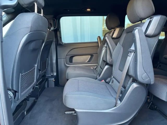 Mercedes-Benz V 300 AMG Line V 300 d