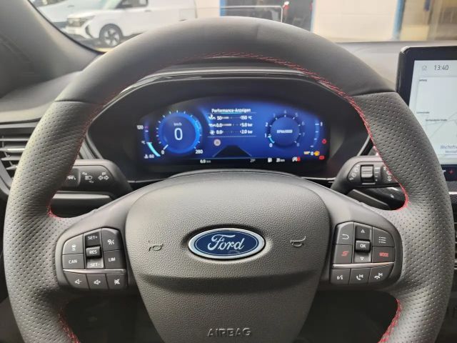 Ford Focus EcoBoost ST Line