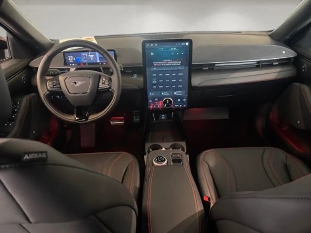 Ford Mustang Mach-E Premium RWD