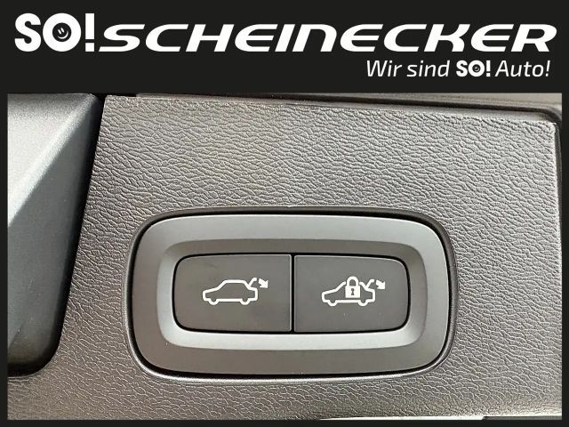 Volvo XC60 AWD Dark Plus T6