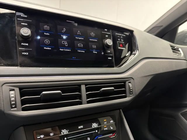 Volkswagen Taigo 1.0 TSI DSG R-Line