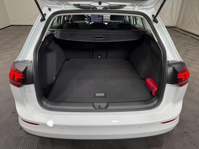 Volkswagen Golf 1.5 TSI Life Variant