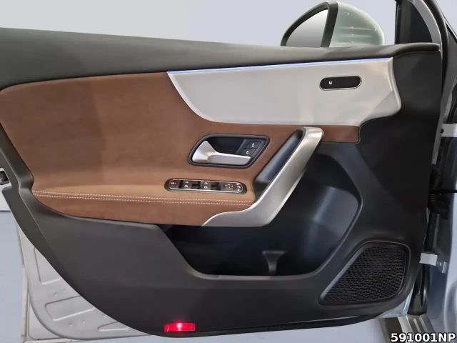 Mercedes-Benz A 200 AMG Line