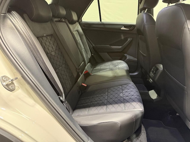 Volkswagen T-Roc 1.5 TSI DSG R-Line