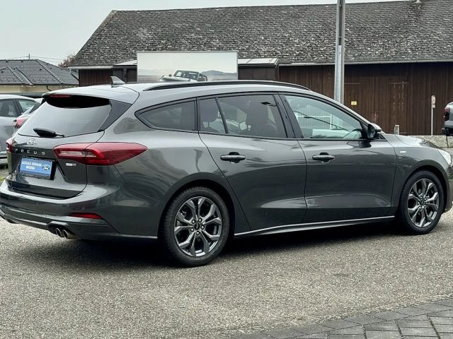 Ford Focus EcoBoost ST Line