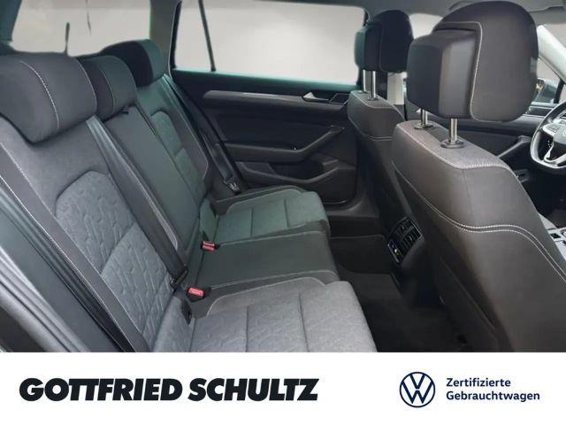 Volkswagen Passat 1.5 TSI Business DSG Variant