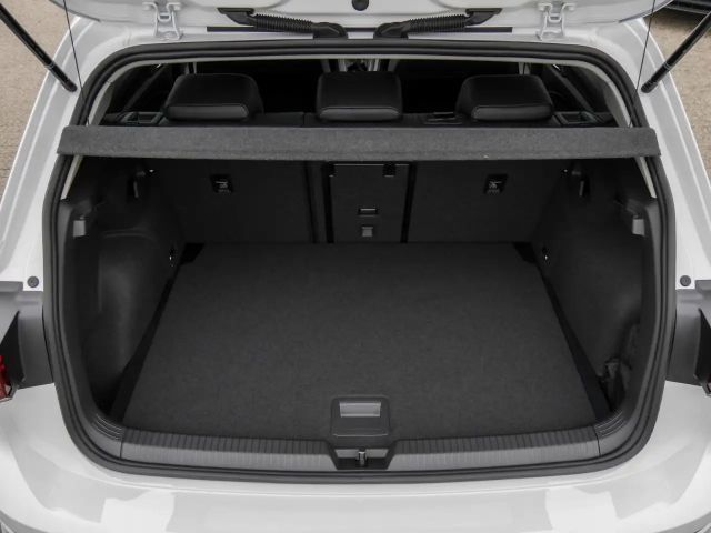 Volkswagen Golf 1.5 TSI Golf VIII