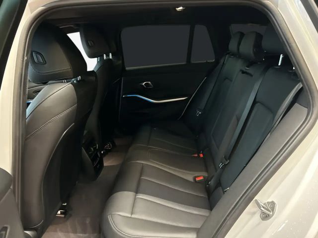 BMW 320 320i Touring