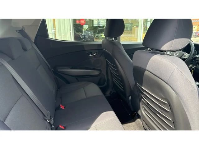 SsangYong XLV Tivoli Grand DAB SHZ Temp PDC Alu Freisprech BT el