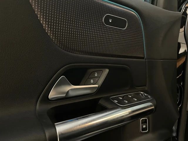 Mercedes-Benz EQA 300 4MATIC