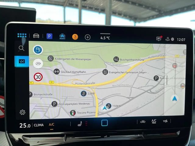 Volkswagen Golf 1.5 TSI Variant