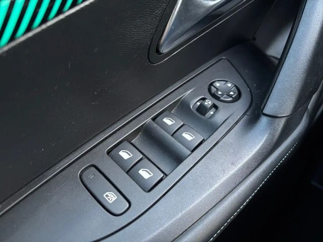 Peugeot 2008 Allure Pack EAT8