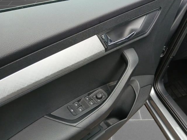 Skoda Karoq 1.5 TSI Selection