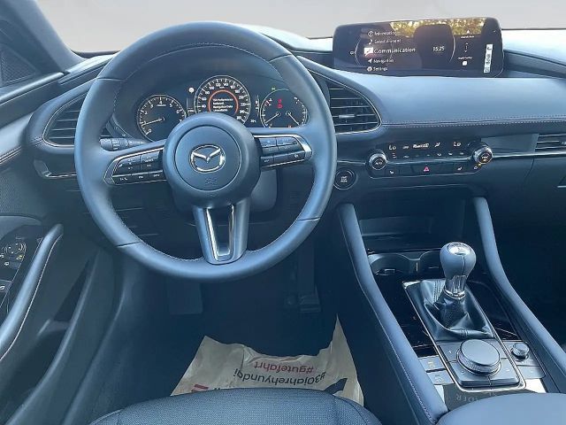 Mazda 3 Homura SkyActiv e-Skyactiv