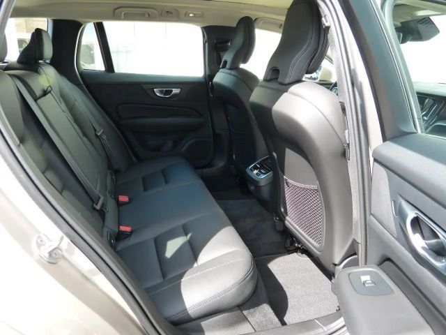 Volvo V60 Cross Country AWD Ultimate