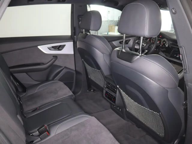 Audi Q8 55 TFSI S-Line