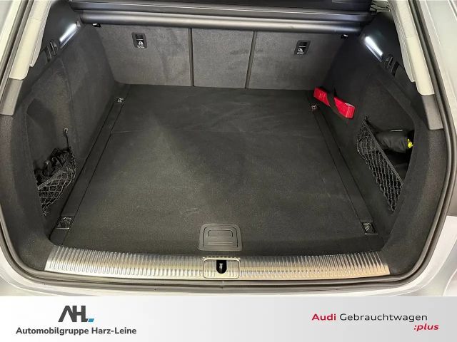 Audi A4 30 TDI Avant S-Tronic