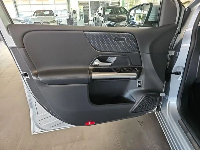 Mercedes-Benz B 180 Progressive