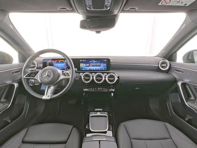 Mercedes-Benz A 180 , 7G-DCT, Progr. Adv. Plus, Night-Paket, Totwin...