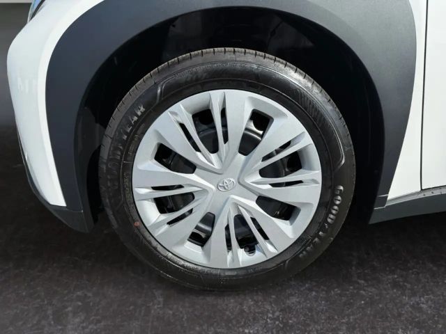 Toyota Aygo X Business Hatchback