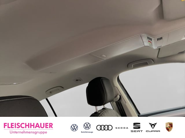 Volkswagen Touran 1.5 TSI DSG