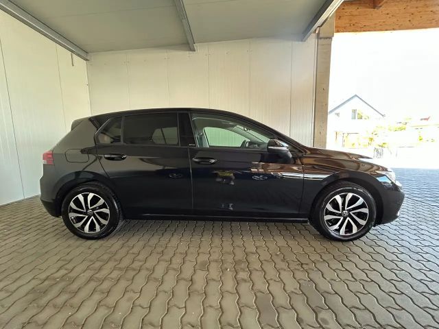 Volkswagen Golf Active
