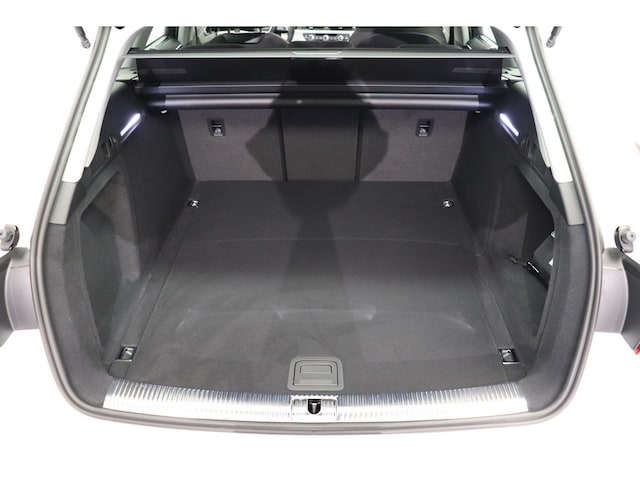 Audi A4 40 TFSI Avant S-Tronic