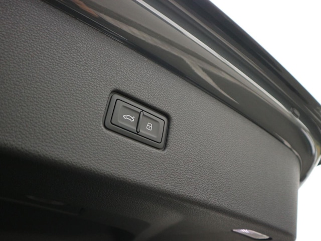 Audi RS Q8 Performance Quattro