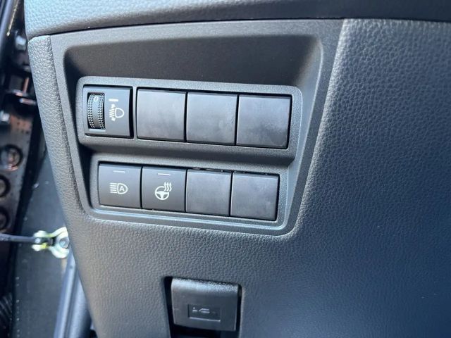 Mazda 2 Exclusive-line